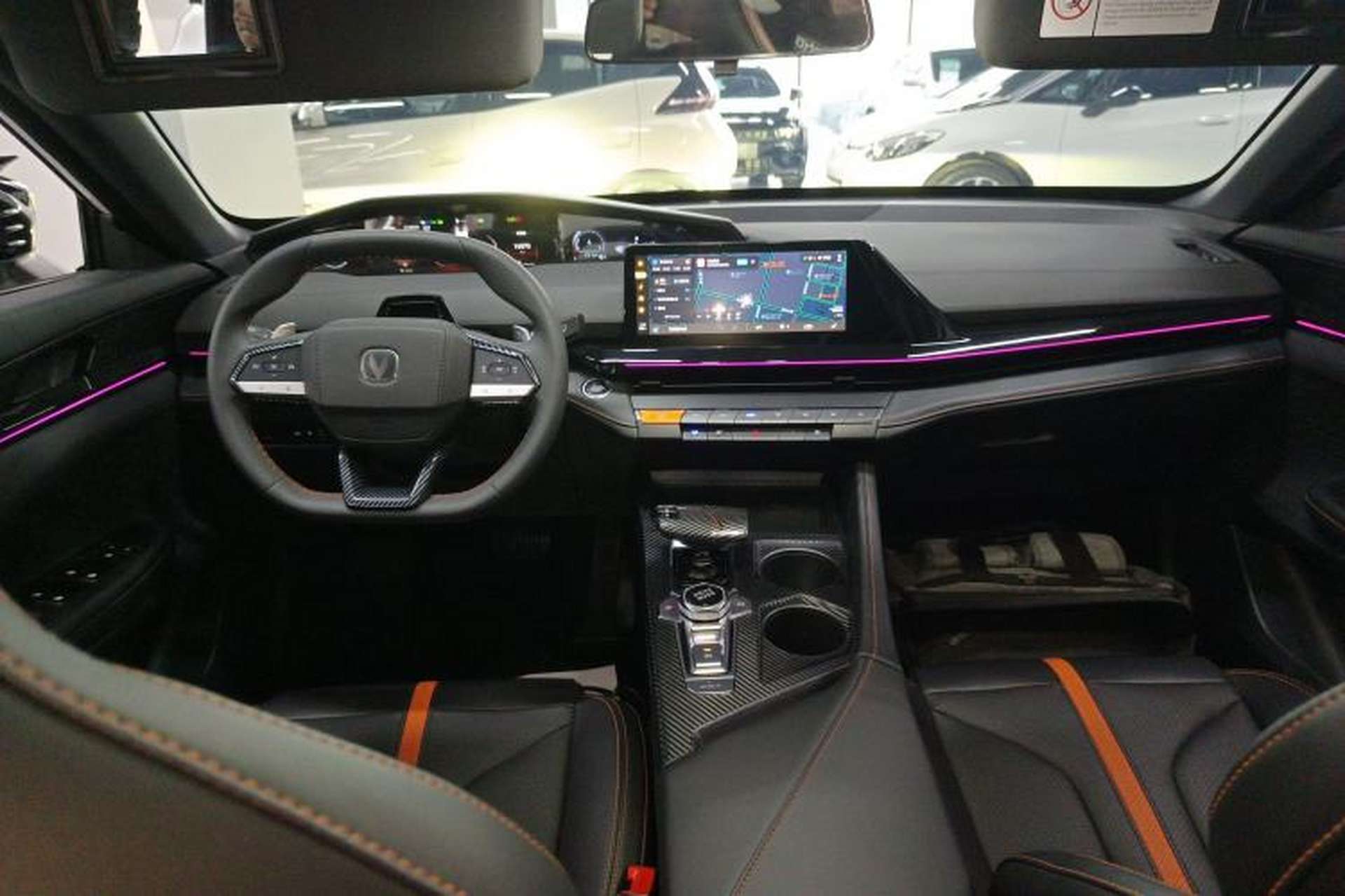 Used CHANGAN UNI-V 2024 1.5T Prestige Edition Center Console