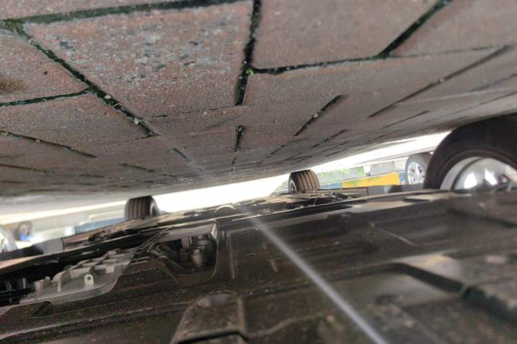 Used CHANGAN UNI-V 2024 1.5T High-Energy Version Chassis Front