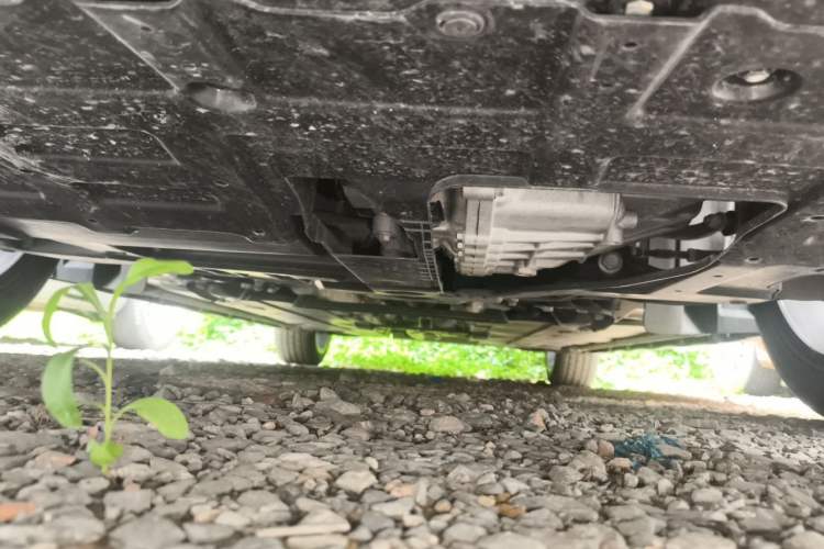 Used CHANGAN UNI-V 2024 1.5T Prestige Edition Chassis Front
