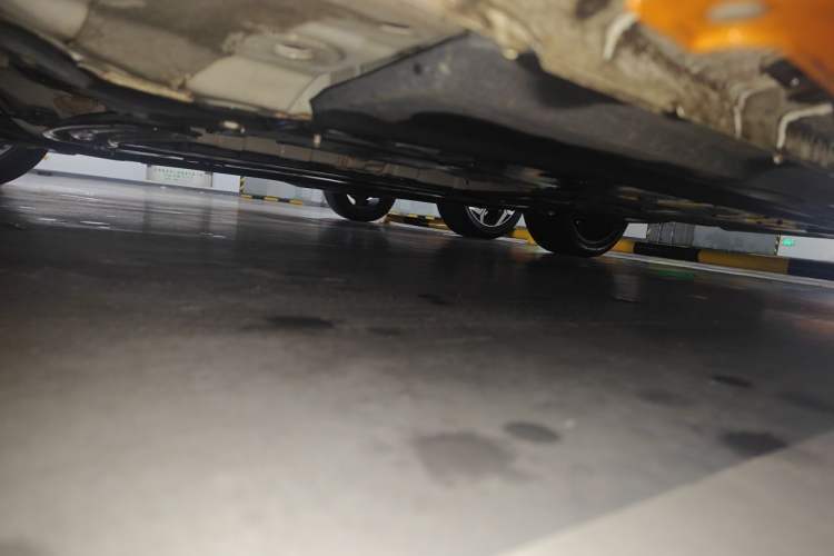 Used CHANGAN UNI-V 2024 1.5T Prestige Sport Edition Chassis Front Left