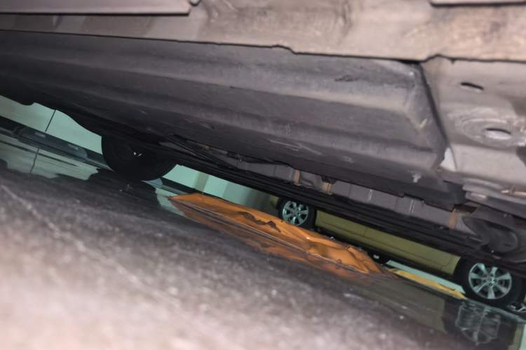 Used CHANGAN UNI-V 2024 1.5T Prestige Sport Edition Chassis Front Right