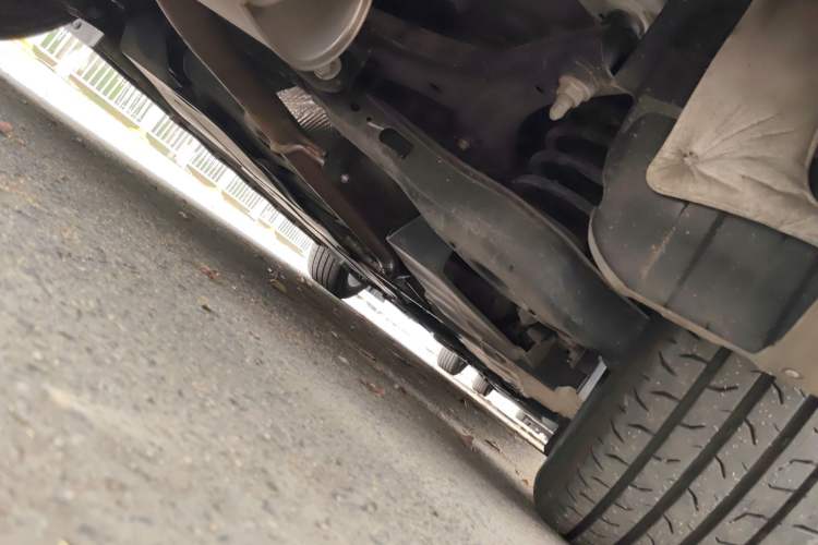 Used CHANGAN UNI-V 2024 1.5T Prestige Edition Chassis Rear Right