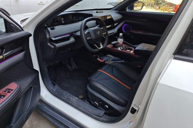 Used CHANGAN UNI-V 2024 1.5T Prestige Edition Driver Seat