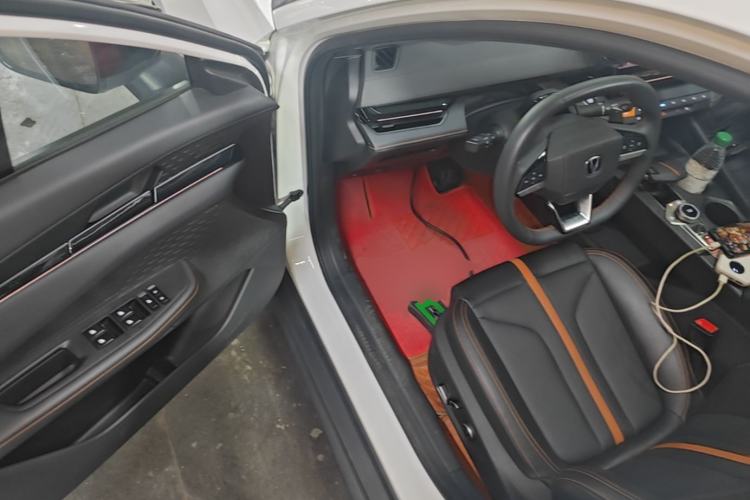 Used CHANGAN UNI-V 2024 1.5T Smart Navigation Version Driver Seat