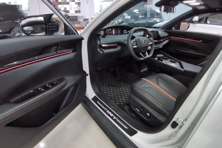Used CHANGAN UNI-V 2024 1.5T Prestige Edition Driver Seat