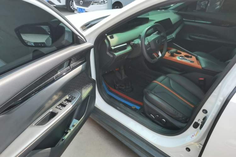 Used CHANGAN UNI-V 2024 1.5T Prestige Edition Driver Seat
