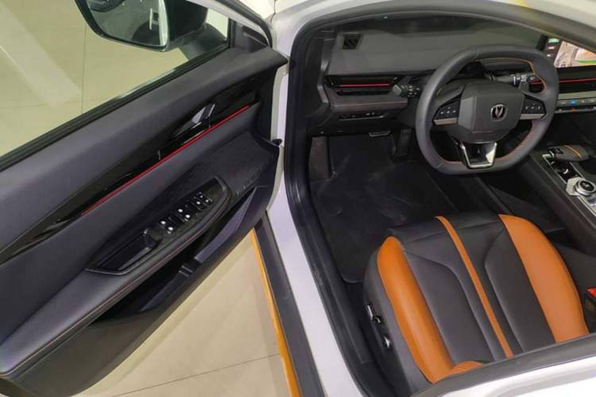 Used CHANGAN UNI-V 2024 1.5T Prestige Sport Edition Driver Seat