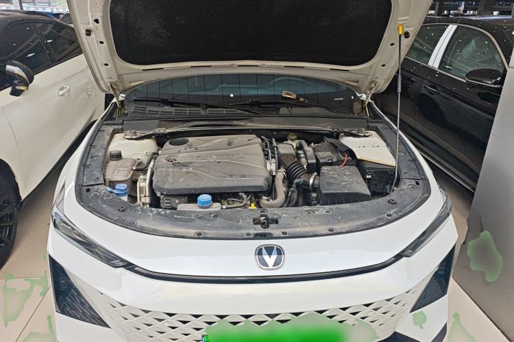 Used CHANGAN UNI-V 2024 1.5T Prestige Edition Engine Bay