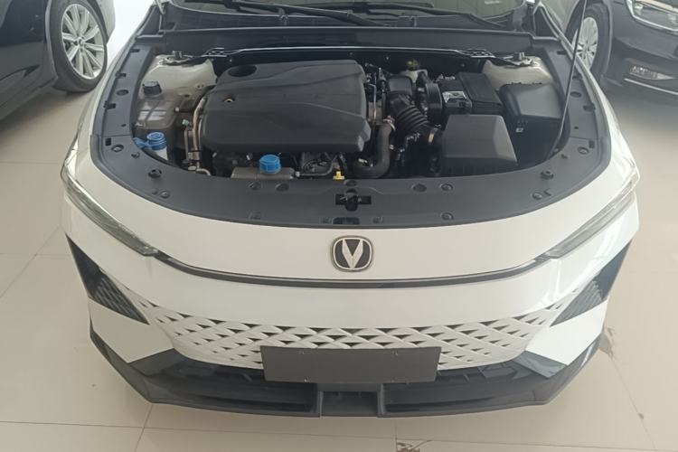Used CHANGAN UNI-V 2024 1.5T Prestige Sport Edition Engine Bay