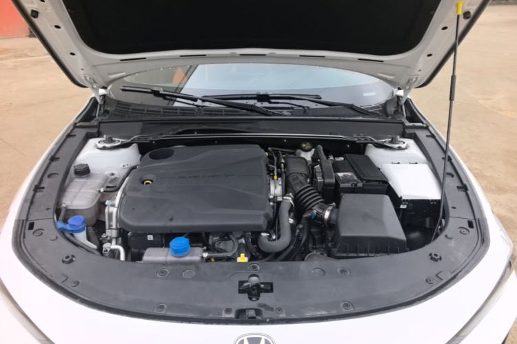 Used CHANGAN UNI-V 2024 1.5T Prestige Sport Edition Engine Bay