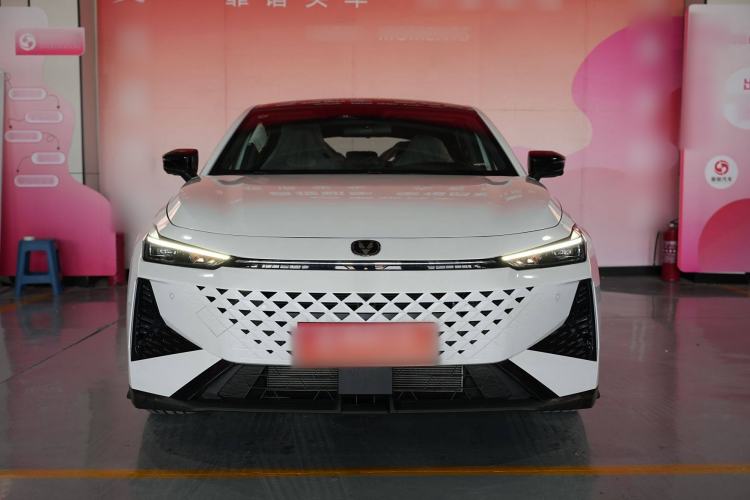 Used CHANGAN UNI-V 2024 1.5T Prestige Edition Exterior 1