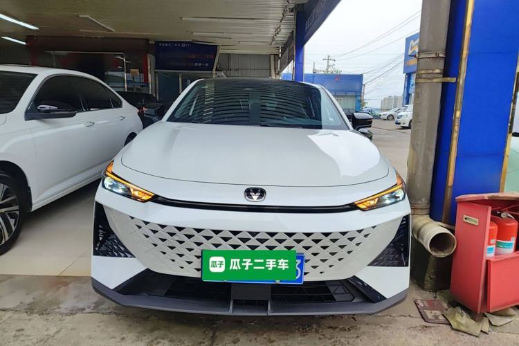 Used CHANGAN UNI-V 2024 1.5T Prestige Edition Exterior 1