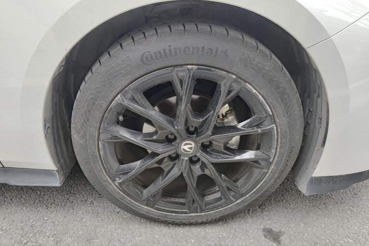 Used CHANGAN UNI-V 2024 1.5T Prestige Edition Exterior 1
