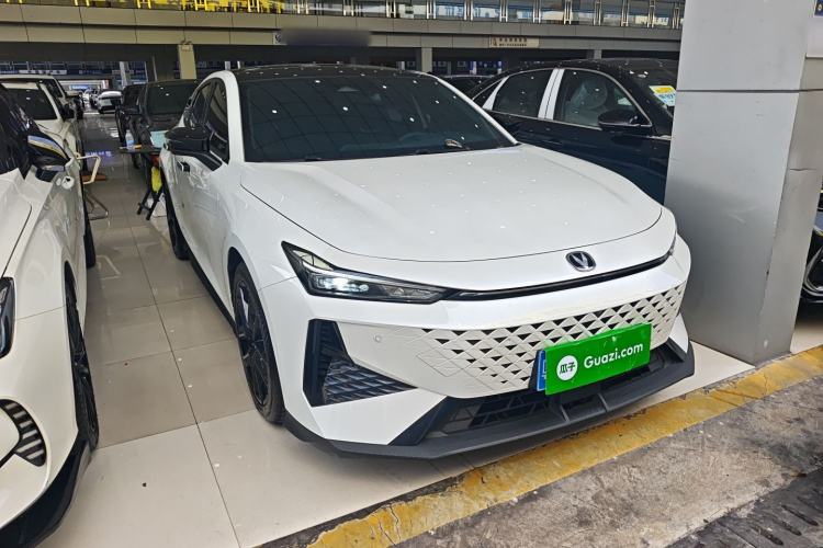 Used CHANGAN UNI-V 2024 1.5T Prestige Edition Exterior 1