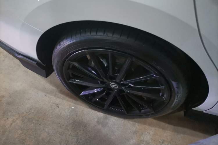 Used CHANGAN UNI-V 2024 1.5T Prestige Sport Edition Exterior 5