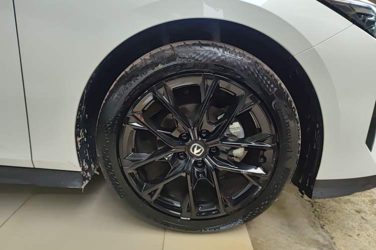 Used CHANGAN UNI-V 2024 1.5T Prestige Edition Exterior 7