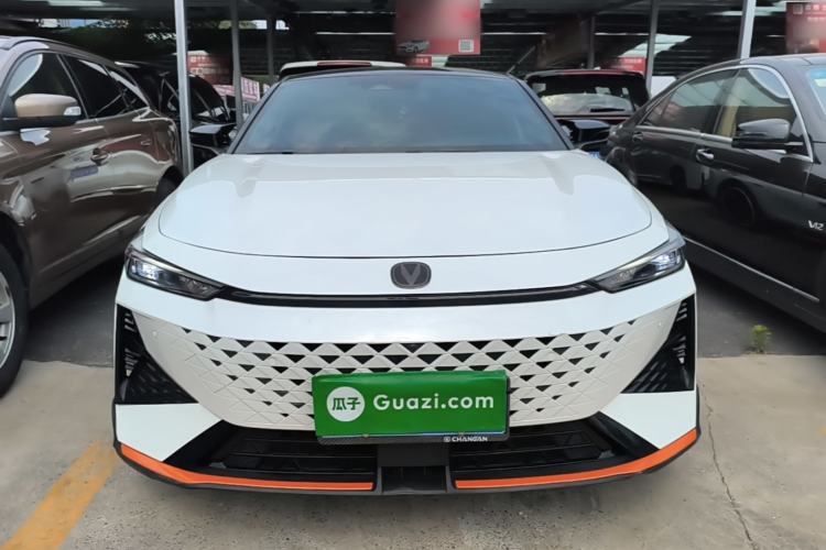 Used CHANGAN UNI-V 2024 1.5T Prestige Sport Edition Front