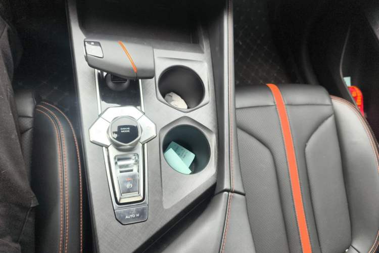 Used CHANGAN UNI-V 2024 1.5T Prestige Edition Gear Lever
