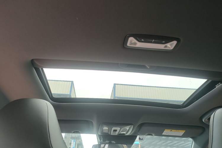 Used CHANGAN UNI-V 2024 1.5T Luxury Edition Headliner