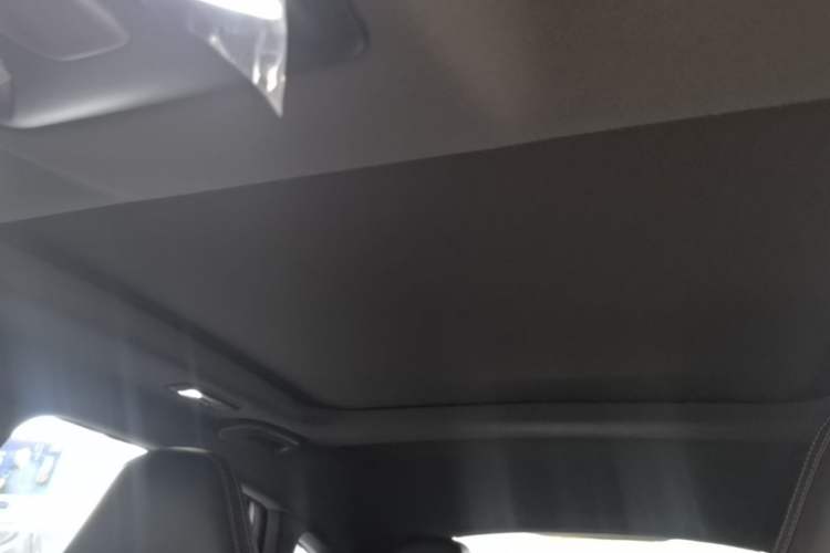 Used CHANGAN UNI-V 2024 1.5T High-Energy Version Headliner