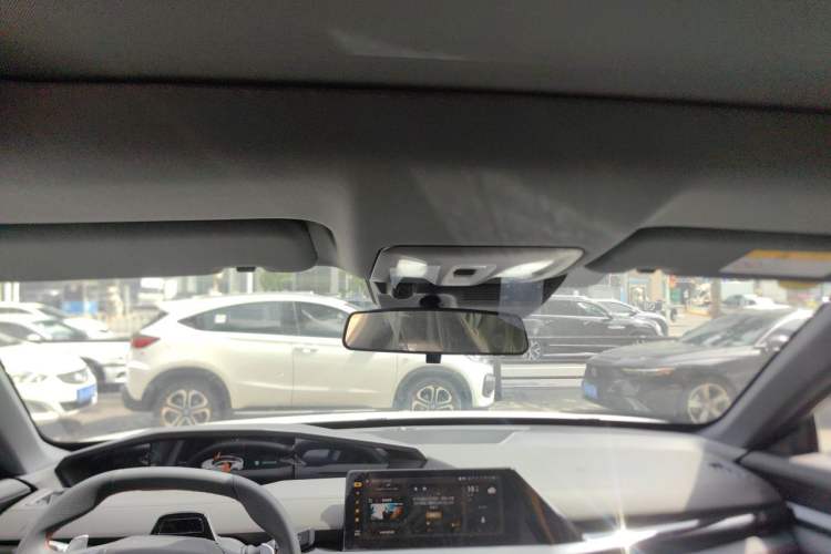 Used CHANGAN UNI-V 2024 1.5T High-Energy Version Headliner