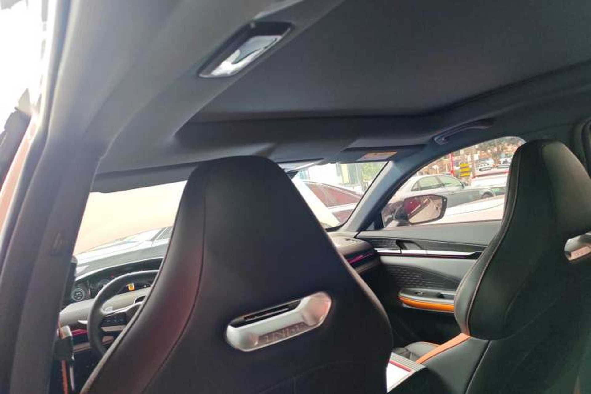 Used CHANGAN UNI-V 2024 1.5T High-Energy Version Headliner