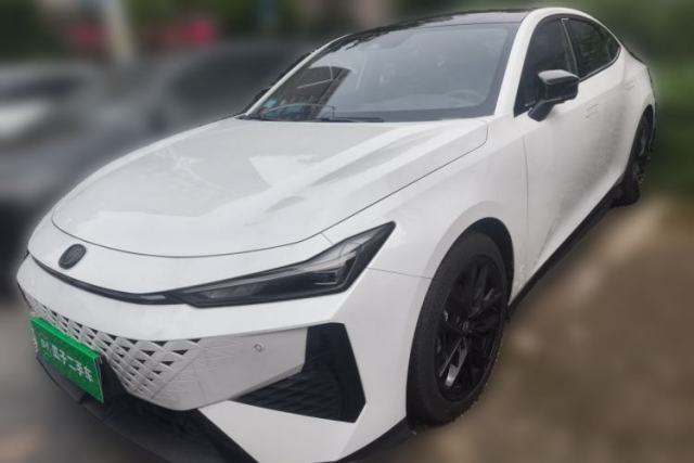 Used CHANGAN UNI-V 2024 1.5T Prestige Edition