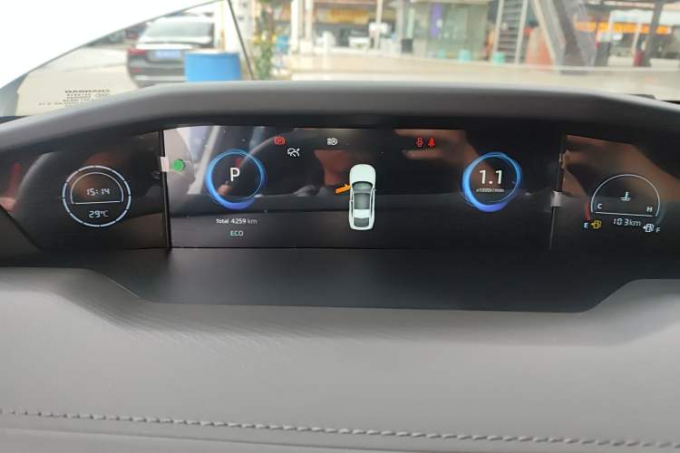 Used CHANGAN UNI-V 2024 1.5T Prestige Edition Instrument Cluster