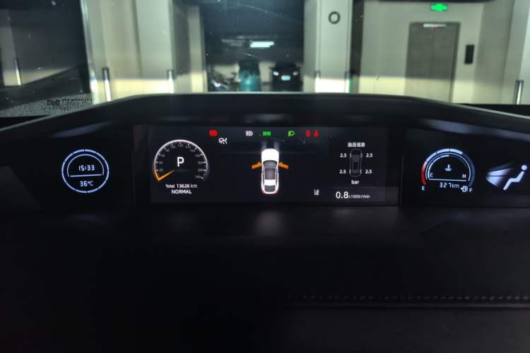 Used CHANGAN UNI-V 2024 1.5T Prestige Sport Edition Instrument Cluster