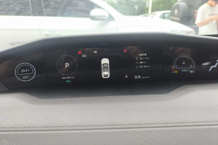 Used CHANGAN UNI-V 2024 1.5T Prestige Edition Instrument Cluster