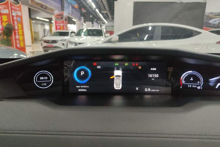 Used CHANGAN UNI-V 2024 1.5T High-Energy Version Instrument Cluster