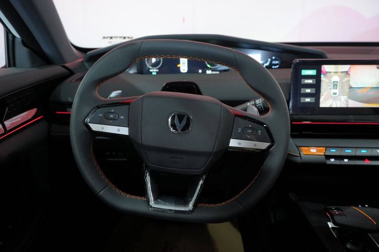 Used CHANGAN UNI-V 2024 1.5T Prestige Edition Interior 2
