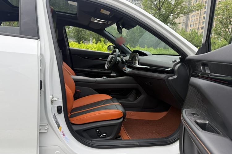 Used CHANGAN UNI-V 2024 1.5T Prestige Sport Edition Interior 2