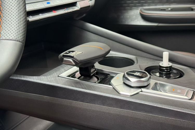 Used CHANGAN UNI-V 2024 1.5T Luxury Edition Interior 3