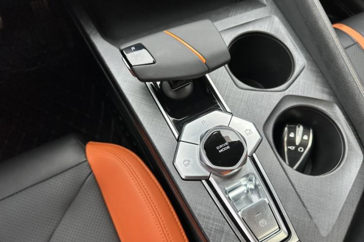 Used CHANGAN UNI-V 2024 1.5T Prestige Sport Edition Interior 5