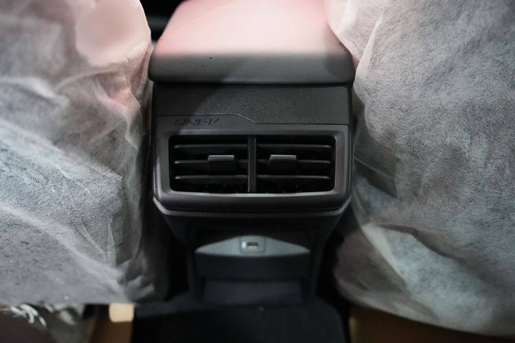 Used CHANGAN UNI-V 2024 1.5T Prestige Edition Interior 8