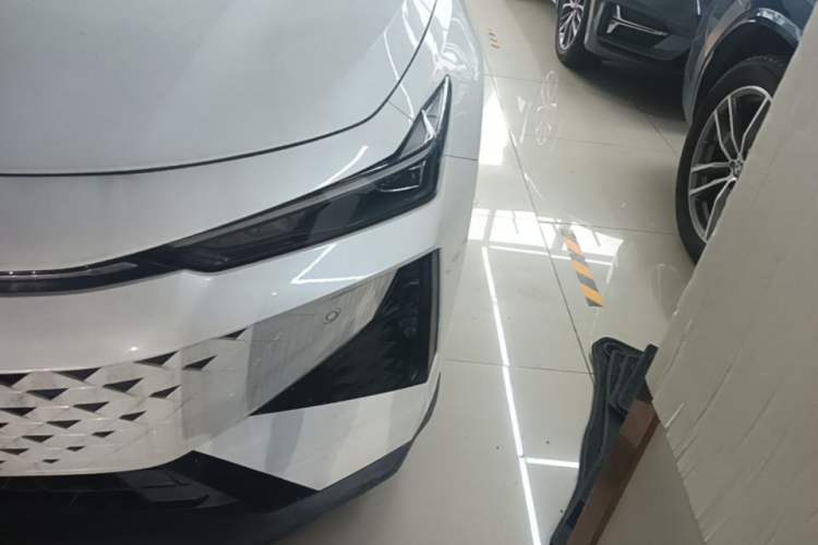 Used CHANGAN UNI-V 2024 1.5T Prestige Edition Left Front Headlight