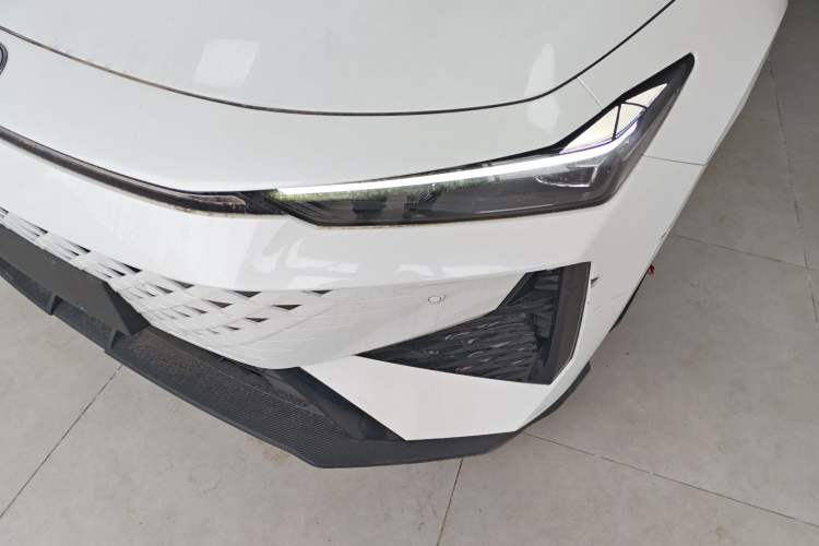Used CHANGAN UNI-V 2024 1.5T Prestige Edition Left Front Headlight