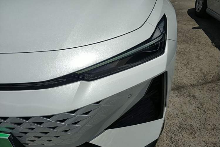 Used CHANGAN UNI-V 2024 1.5T Prestige Edition Left Front Headlight