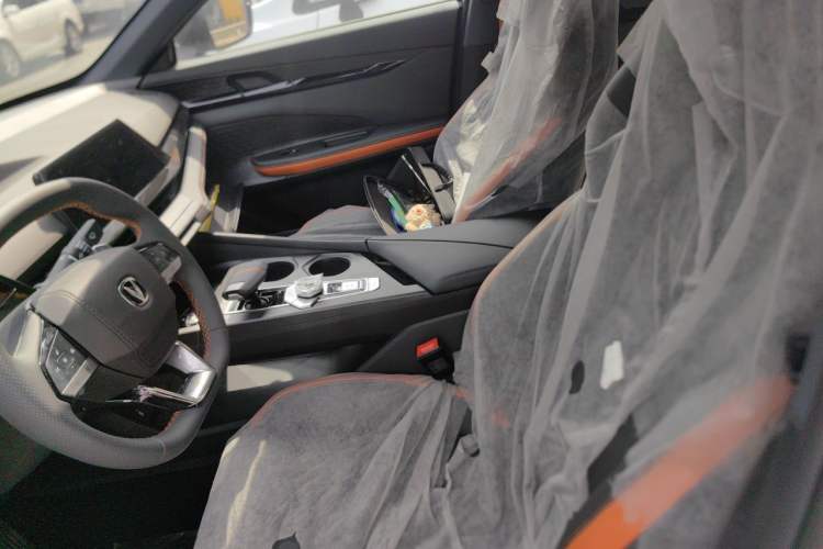 Used CHANGAN UNI-V 2024 1.5T High-Energy Version Left Front Seat