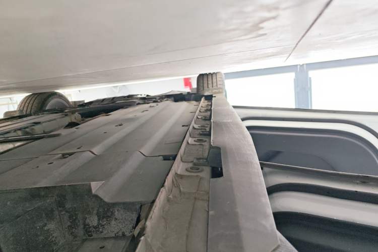 Used CHANGAN UNI-V 2024 1.5T Prestige Edition Left Side Sill