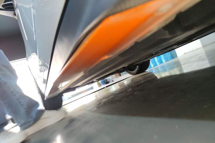 Used CHANGAN UNI-V 2024 1.5T Prestige Sport Edition Left Side Sill