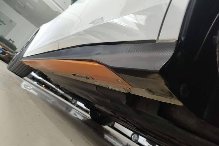 Used CHANGAN UNI-V 2024 1.5T Prestige Sport Edition Left Side Sill