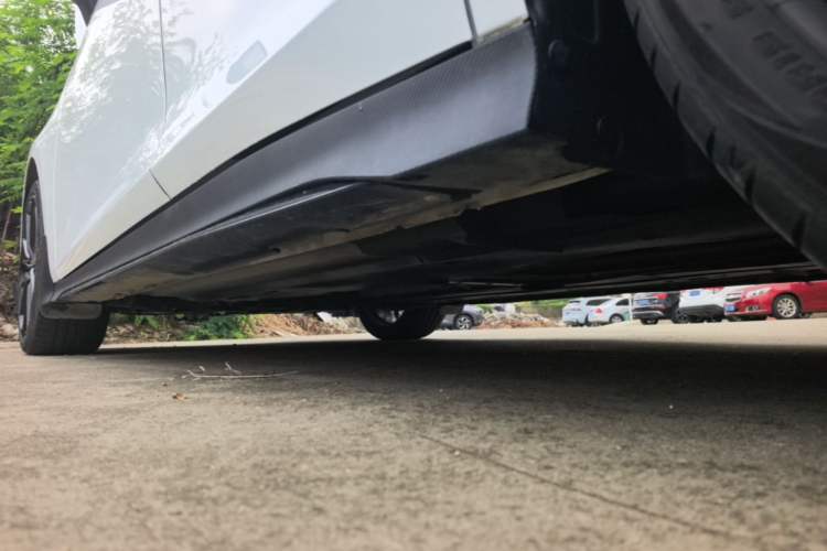 Used CHANGAN UNI-V 2024 1.5T Prestige Sport Edition Left Side Sill
