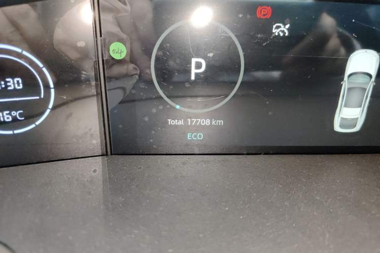 Used CHANGAN UNI-V 2024 1.5T Prestige Edition Odometer Close Up