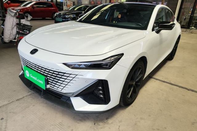 Used CHANGAN UNI-V 2024 1.5T High-Energy Version