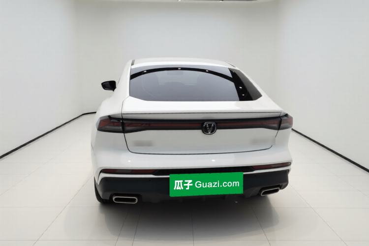 Used CHANGAN UNI-V 2024 1.5T Prestige Edition Rear