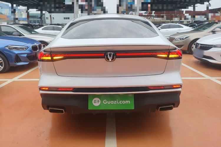 Used CHANGAN UNI-V 2024 1.5T Luxury Edition Rear