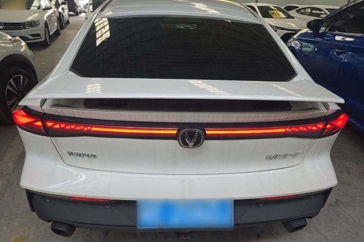 Used CHANGAN UNI-V 2024 1.5T High-Energy Version Rear