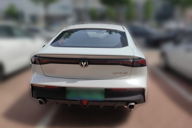 Used CHANGAN UNI-V 2024 1.5T High-Energy Version Rear